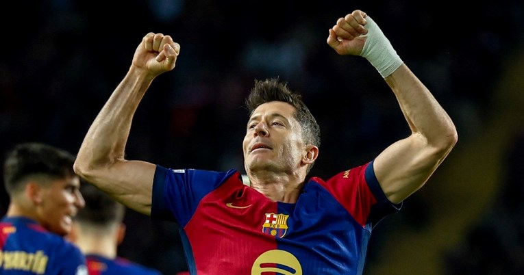 Барселона размислува да потпише врвен напаѓач кој ќе го замени Левандовски ова лето