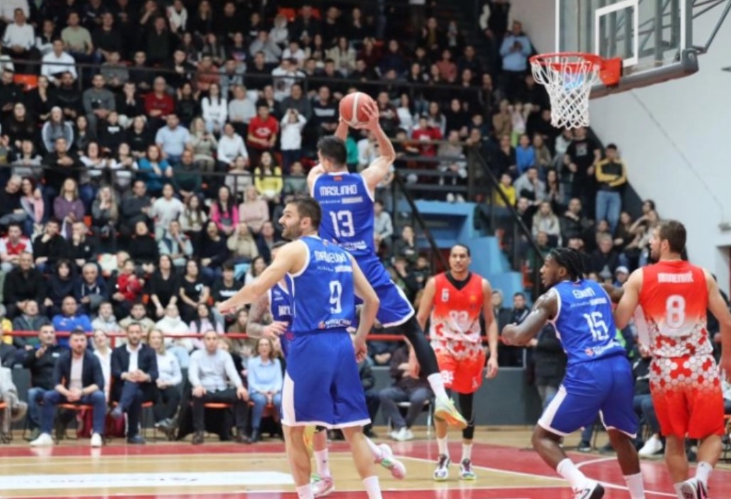 МЗТ Скопје го победи МКК Куманово