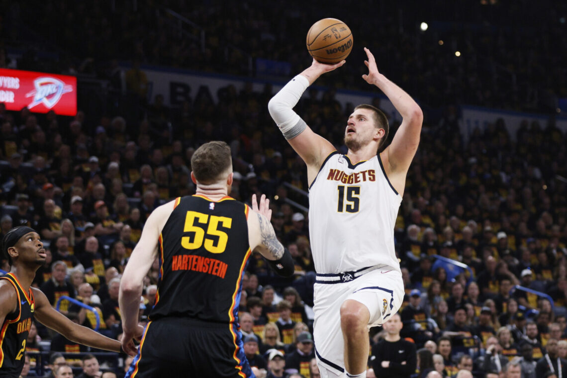 Ново шоу и трипл-дабл на Јокиќ во победа на Денвер