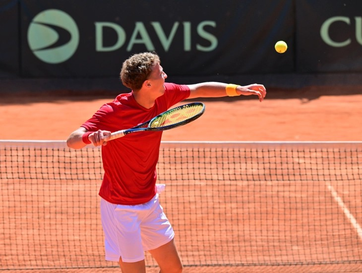 Калин Ивановски со Тексас Универзитетот го освои Зимското првенство на САД