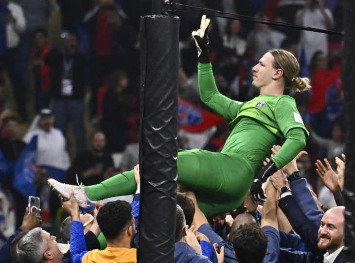 Херојот на ПСЖ ја скрши дленката