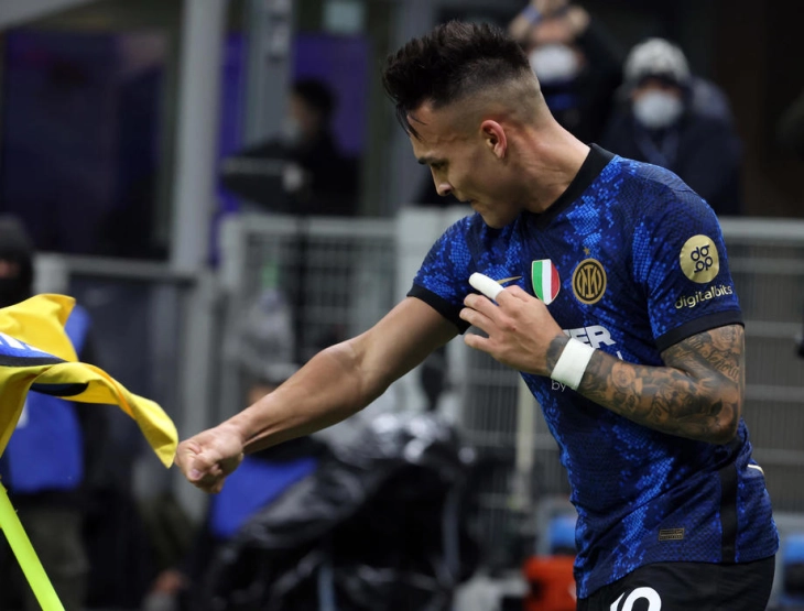 Интер ја победи Аталанта и се искачи на првото место во Серија А