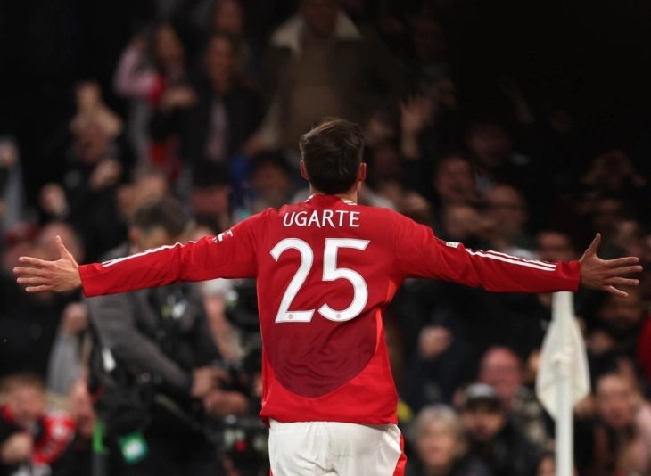 Галатасарај сака да го ангажира Угарте од Манчестер јунајтед