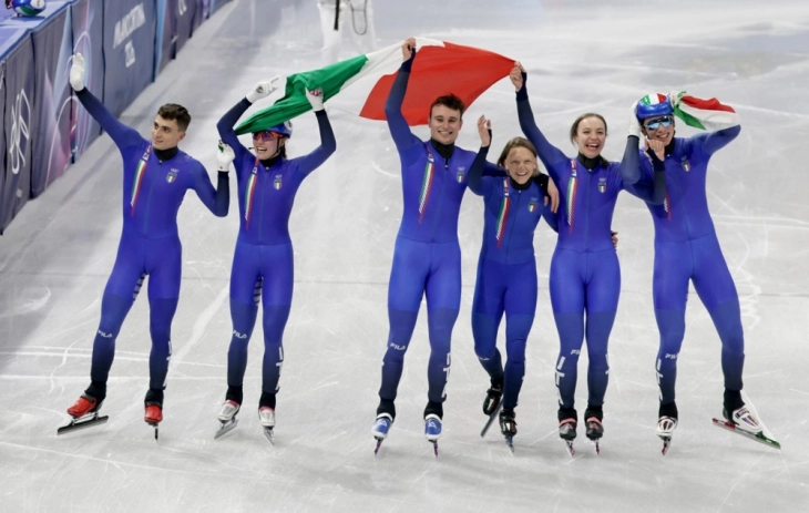 ЗОИ 2026: Италијанскиот тим во брзо лизгање на кратки патеки победник во мешаната штафета