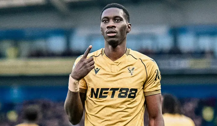 Исмаила Сар му донесе победа на Кристал Палас!