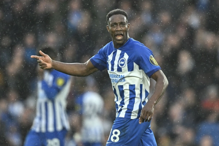 Велбек го продолжи договорот со Брајтон до крајот на сезоната 2026/27